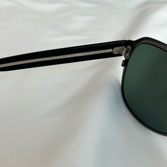 DIOR sunglasses and DIOR soft case - Picture 9 of 12